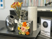 Load image into Gallery viewer, Unique Sunshine Preserved Flower Square Wooden Pot