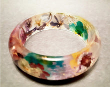 Load image into Gallery viewer, Trendy Pressed Flowery Bangles