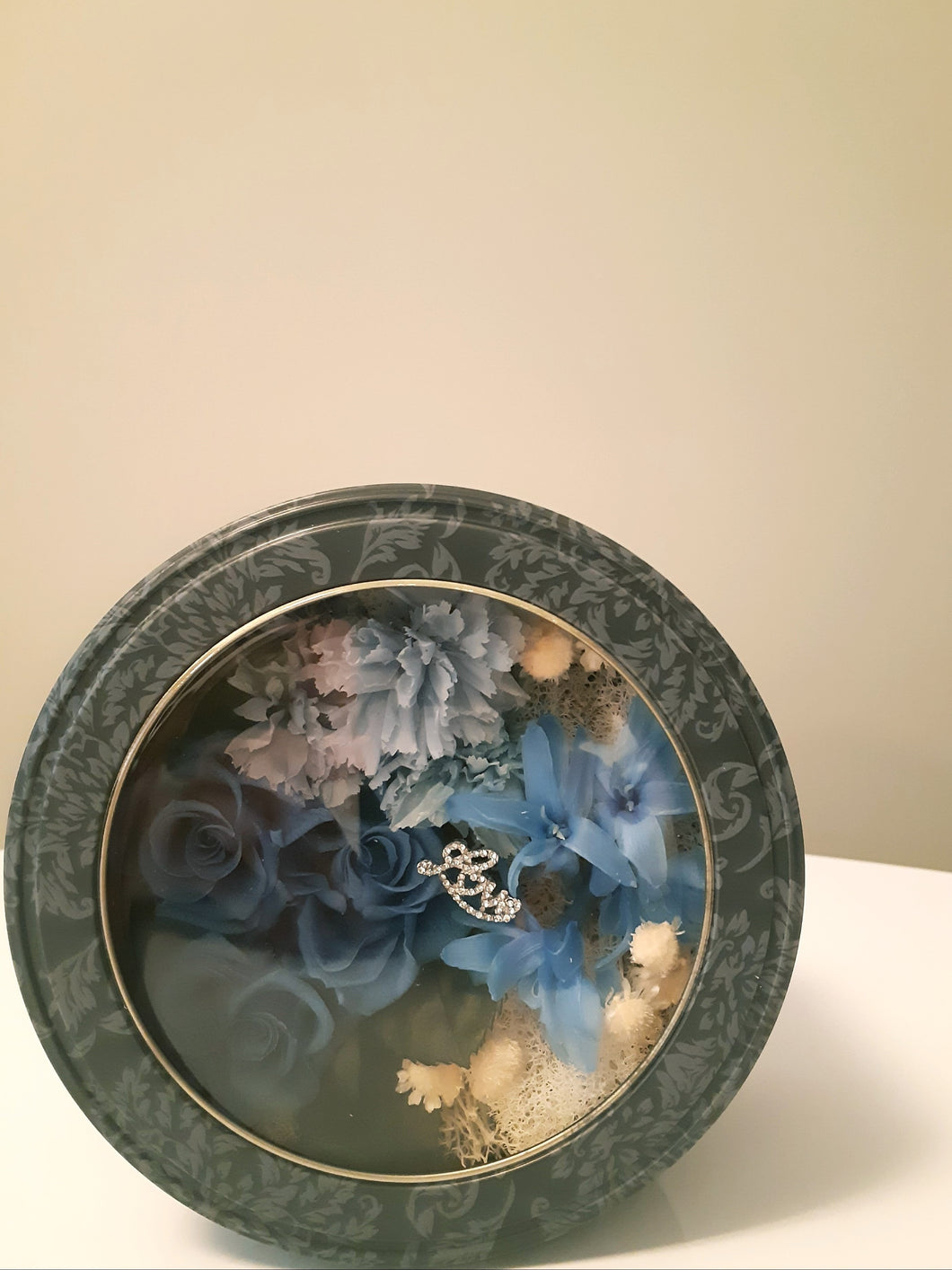 Unique Blue Preserved Flowery Can